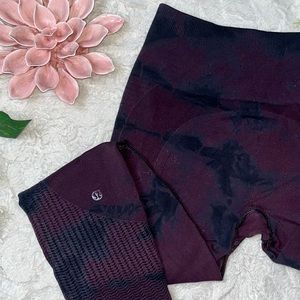 Black and Burgundy Lululemon Tie Dye Leggings